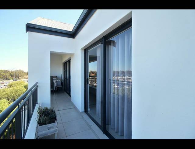 2 BEDROOM PROPERTY TO RENT IN DE VELDE